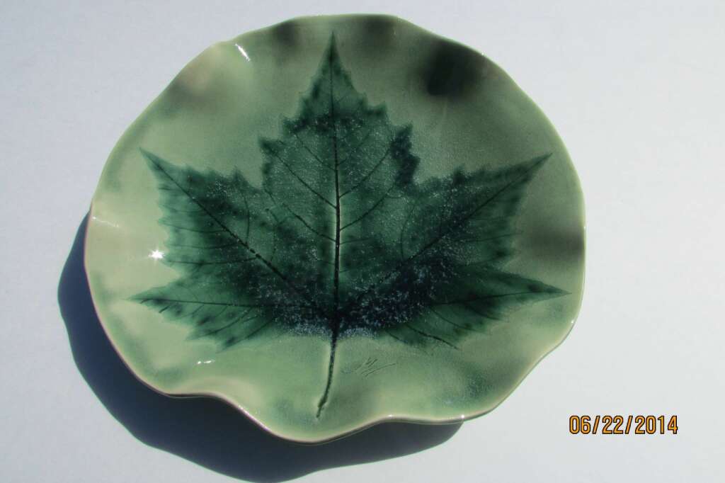 Maple leaf bowl - green