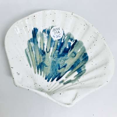 Scallop shell - White and blue